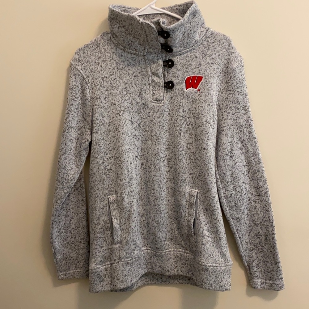 Badgers Champion sweatshirt
